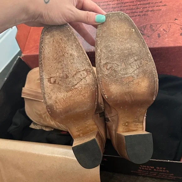 Freebird Panama Beige Western Cowgirl Boots - Picture 7 of 11